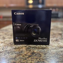 Canon PowerShot SX740 HS 20.3MP 4K Digital Camera 40x