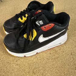Nike Sneakers (kids)