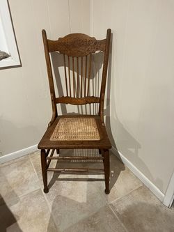 Antique Pressback oak side chair