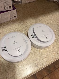 Six (6) Smoke, Carbon Monoxide, and Combo Detectors
