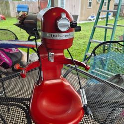 Nice Used Kitchenaid professional 600. No accessories.