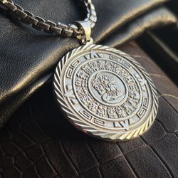 Silver Chain With Pendant 