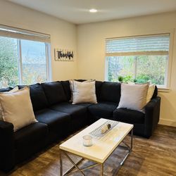Ashley Couch 