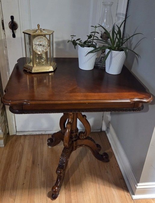 Victorian Parlour Table
