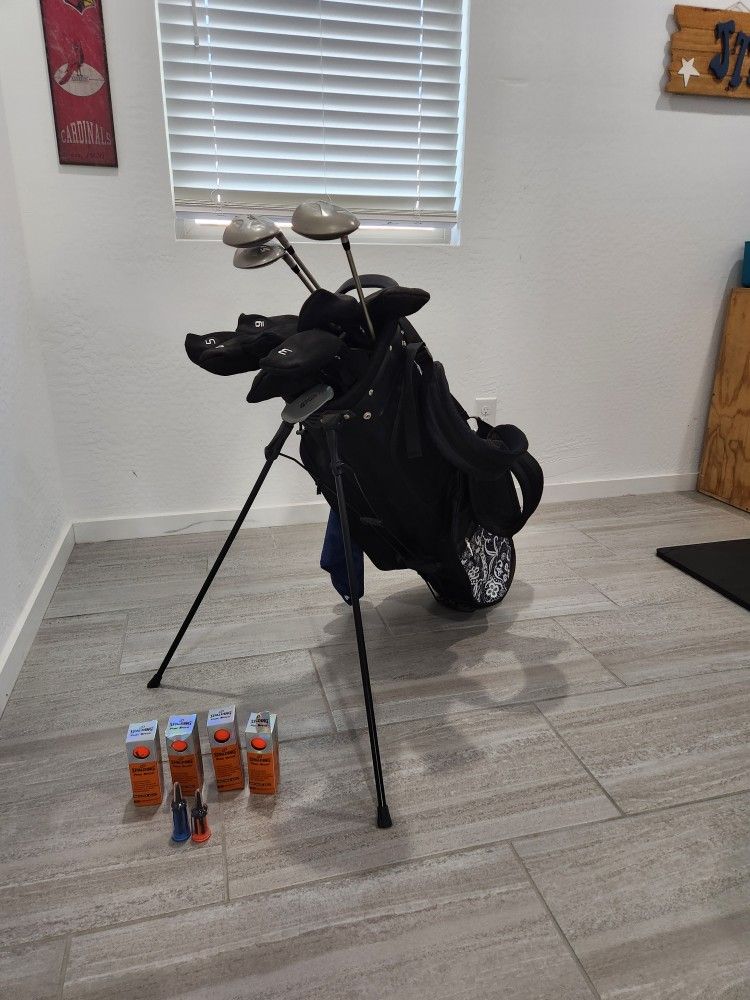 Women's Hybrid Golf Clubs & Bag CASH ONLY