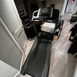 Nordic Track Treadmill 