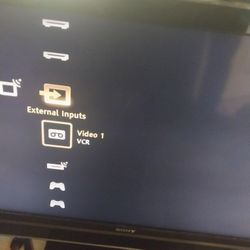 Large Sony tv + DVD Player