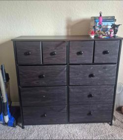 10-Drawer Fabric Dresser with Metal Frame