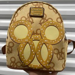 Mickey Mouse Pretzel Loungefly
