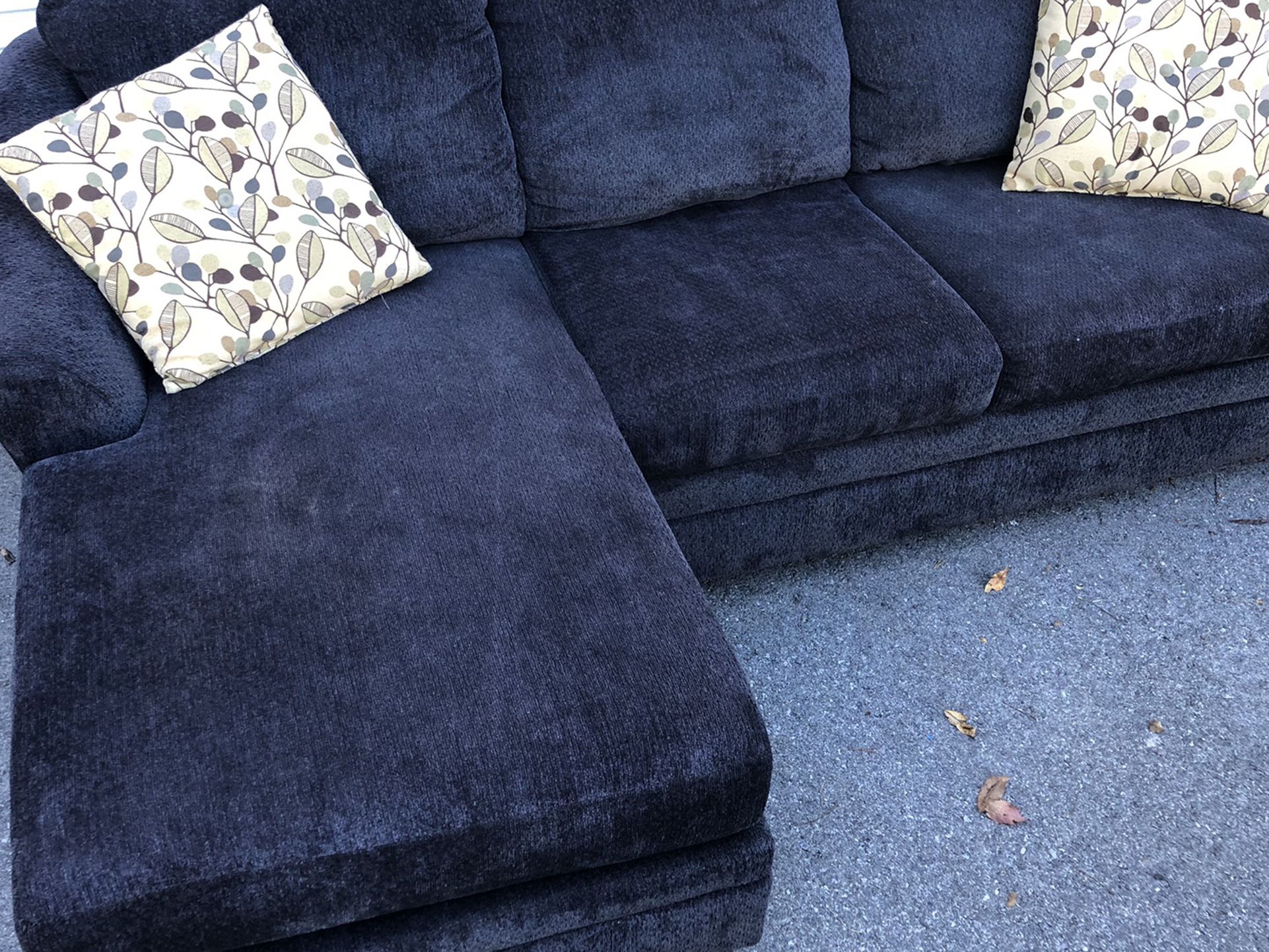 Sectional Couch w/ Ottoman, Excellent Condition | Free Delivery 
