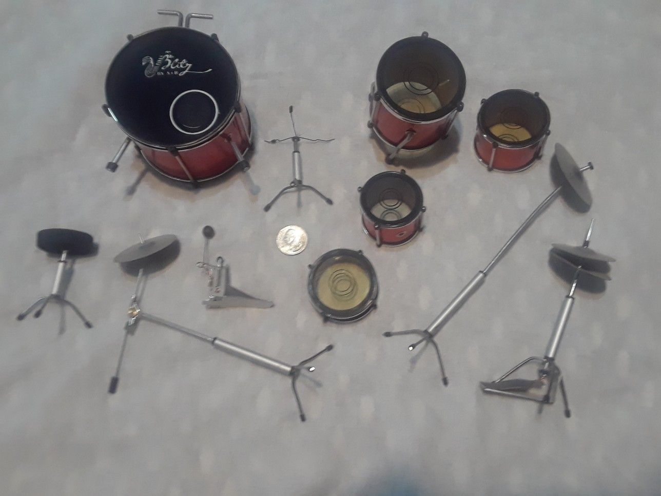 Miniature drum set