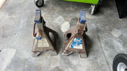 Goodyear(racing) 6ton jackstands