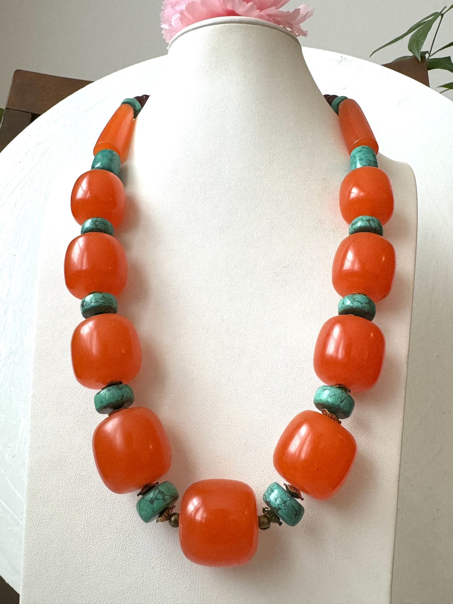 Stunning vintage and preowned orange amber resin beads and Turquoise necklace 25”inch long