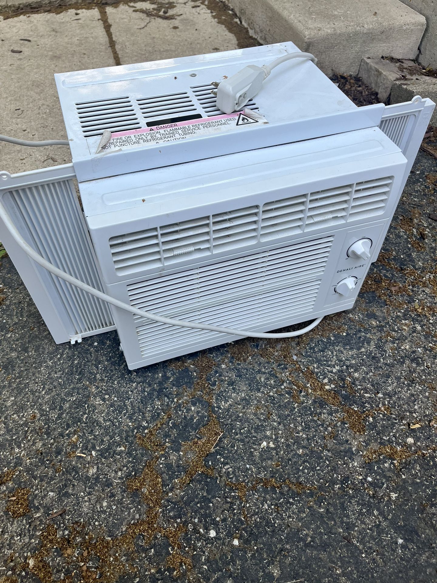 Denali Aire 5000 BTU Air Conditioner