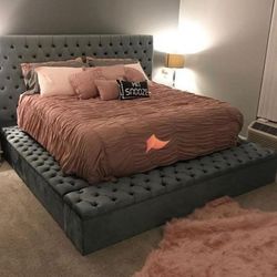 Brand New/ Gray Velvet Queen Storage Platform Bed Frame Cama// King Size Available// Mattress Sold Separately 