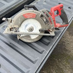 Milwaukee Skill Saw 