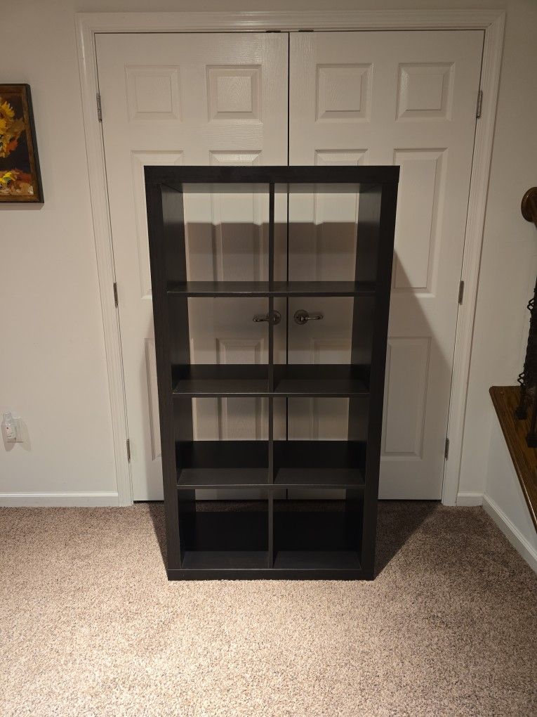 8 Cube Shelving Unit