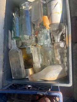 Antique and vintage bottles, 600+