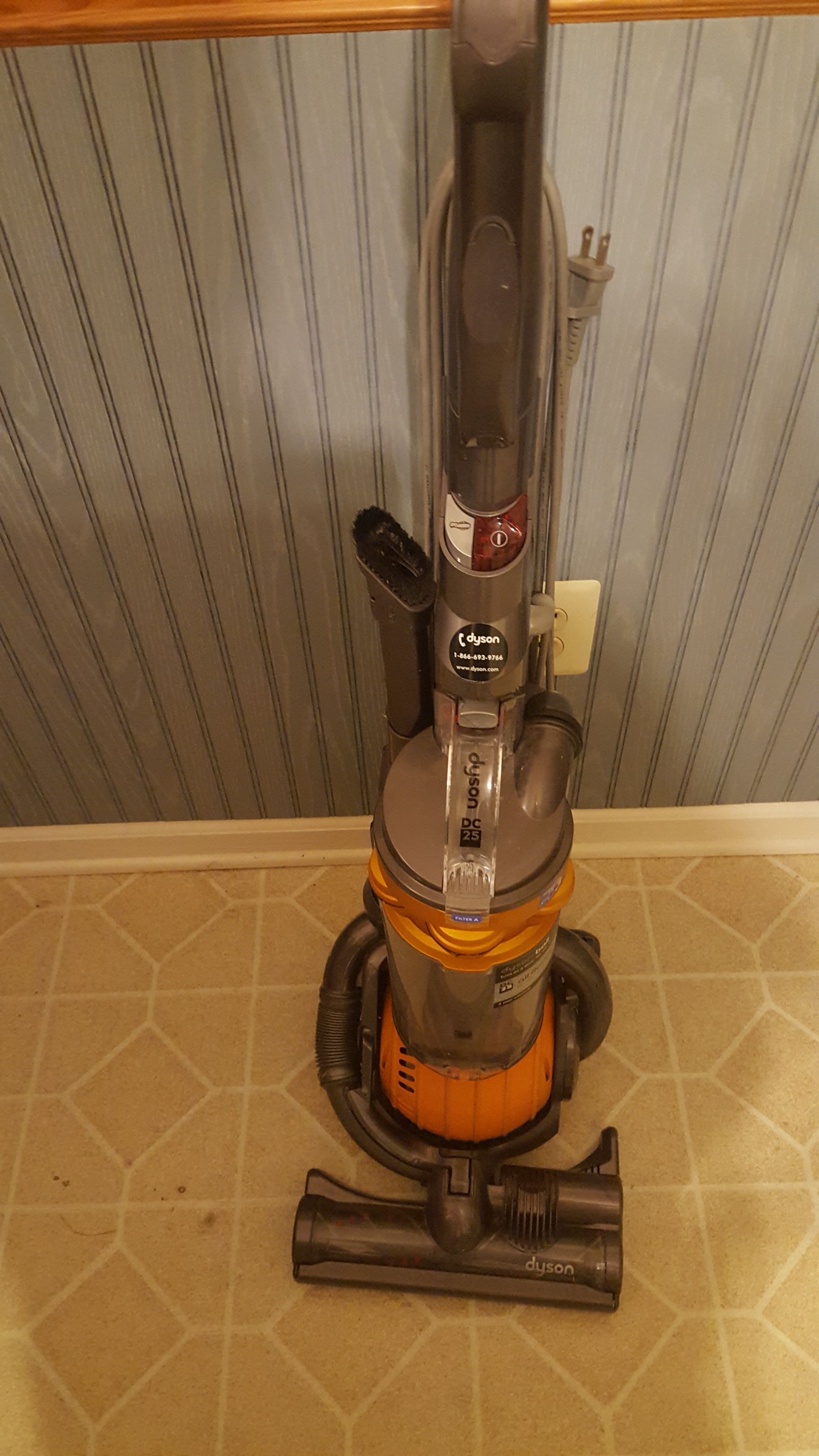 Dyson Dc 25 All Floors Vacuum