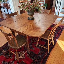 Beautiful Antique Table & Chairs 1800s 