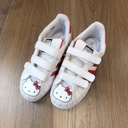 Used Adidas Originals  Superstar Hello Kitty (Little Kid) size US 3 