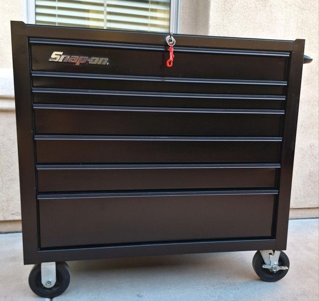 Snap On 40" Seven-Drawer,Heritage Series Rolling Tool Box
