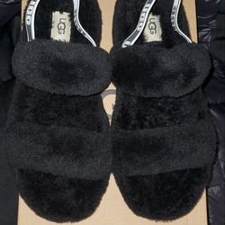 UGG OH YEAH SLIDES SZ 6