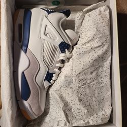 Jordan 4 retro SB NAVY blue   Worn Once    Size 11 $200