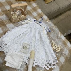 Baby. Grill. Dress. With. Acesorios.  Size. 1 Year. Use. One. Time. We. Paid. Lot