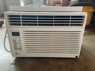 LG Window AC Unit with remote