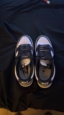 Panda dunks
