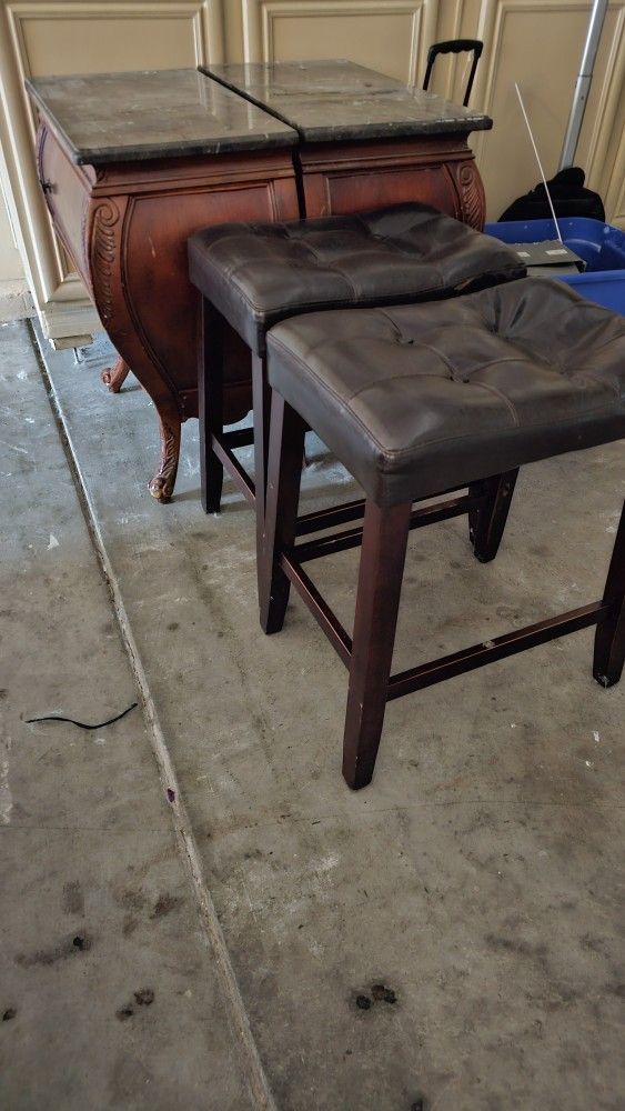 Free Barstool And End Tables