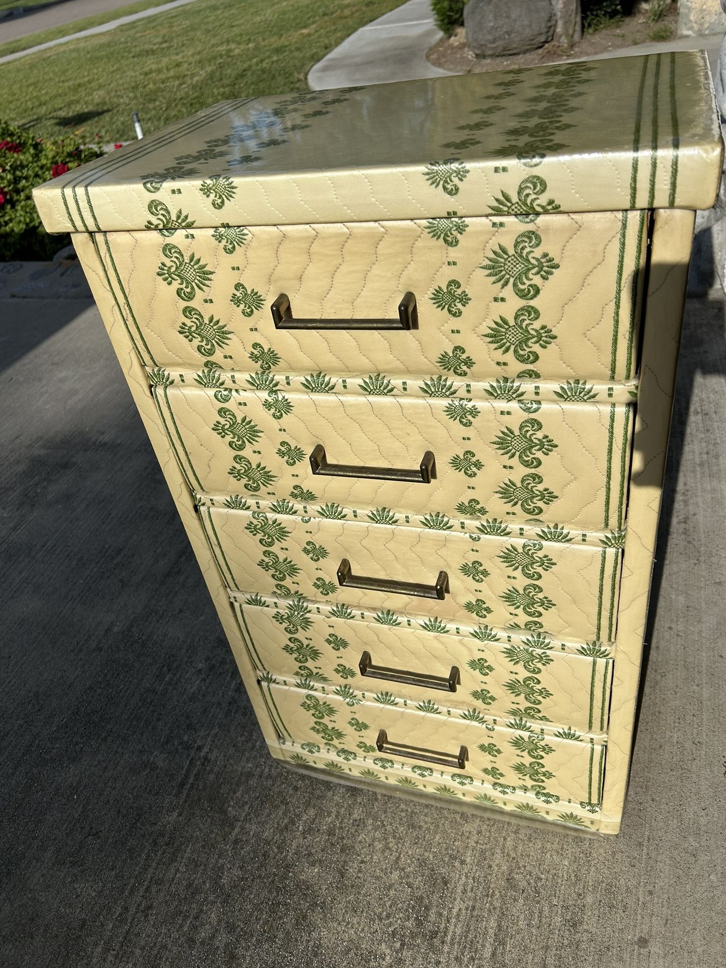 Vintage green flower cardboard dresser 1960/70s w/ metal pulls