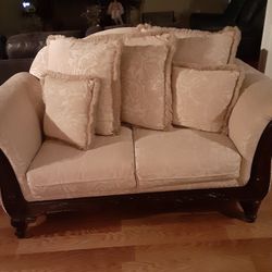 Two-Piece Victorian Style Sofa, And Loveseat In Excellent Condition