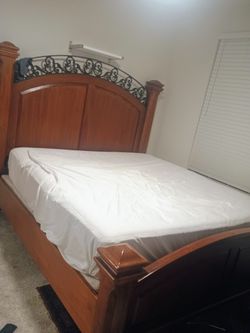 KING Headboard/Footboard With Brand New Mattress