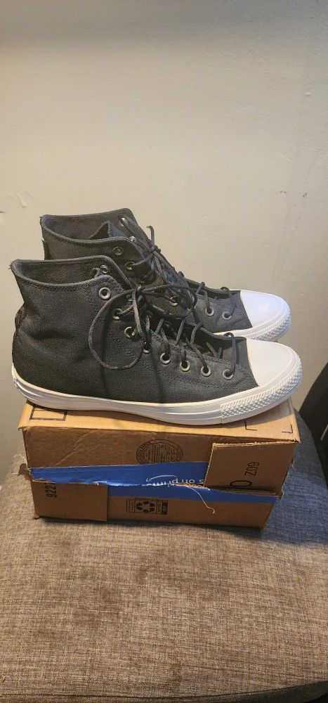 $50 OBO!!!! Converse Shoes Men's Size 11 