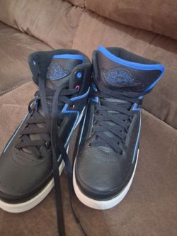 NIKE AIR JORDAN'S SIZE 6Y,8 Womans