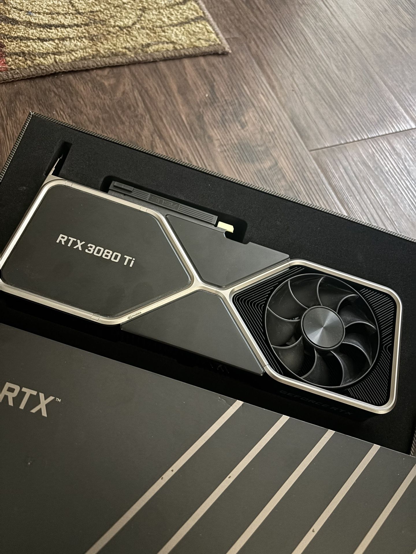 GAMING GPU RTX 3080 TI 12GB GDDR6X F.E READ DESCRIPTION PICK UP ONLY NO TRADE 👉FIRM ON PRICE👈 💲475 ONLY CASH 💵