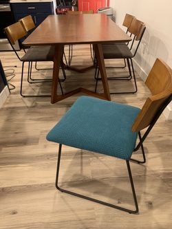 Modern Dinning Table And Chairs