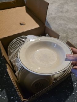 Dinner Plates – $1 Each new