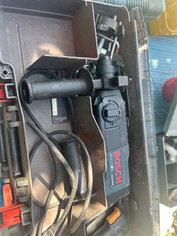 Bosch Bulldog 11224VSR Rotary Hammer Drill