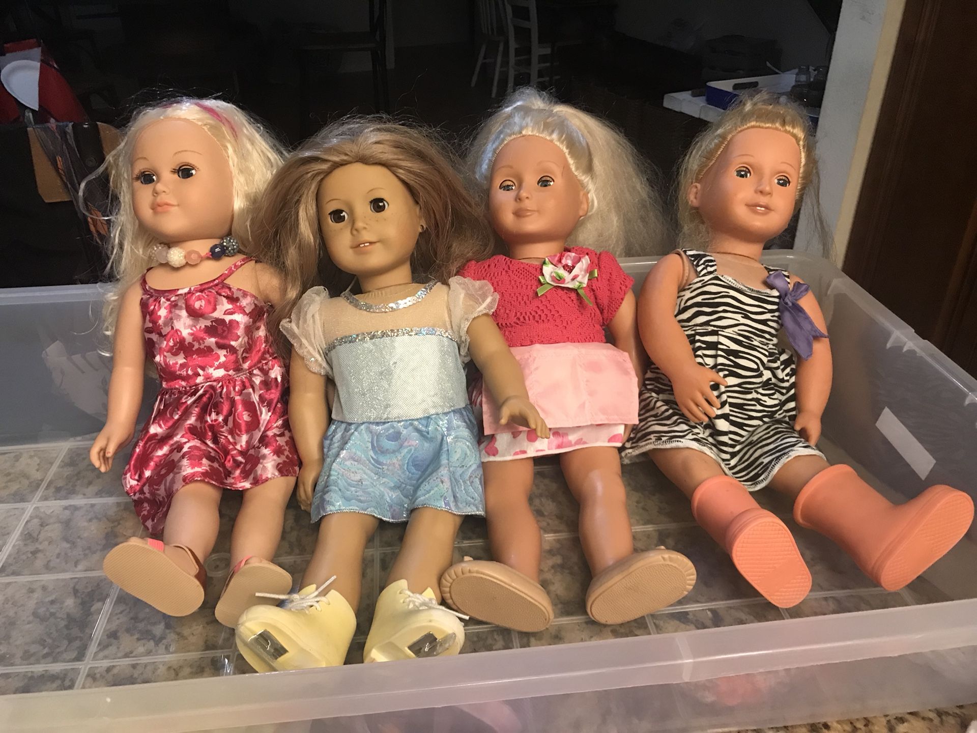 Our generation suite Teepee, 3 our generation dolls, and one American girl doll, and many accessories