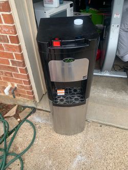 Water cooler