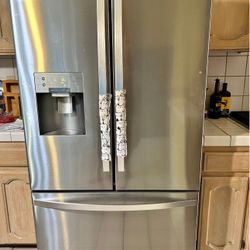 Refrigerator Kenmore Brand