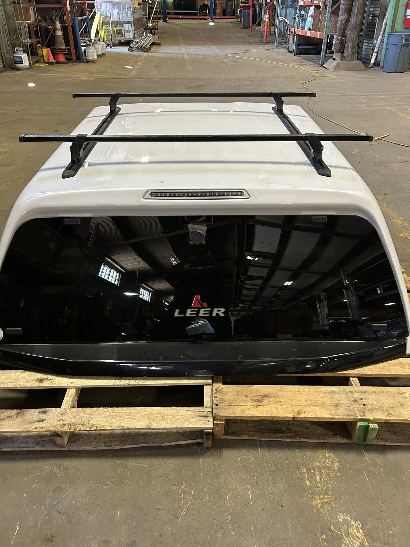 Ford F250 Super Duty Short Bed Camper Shell