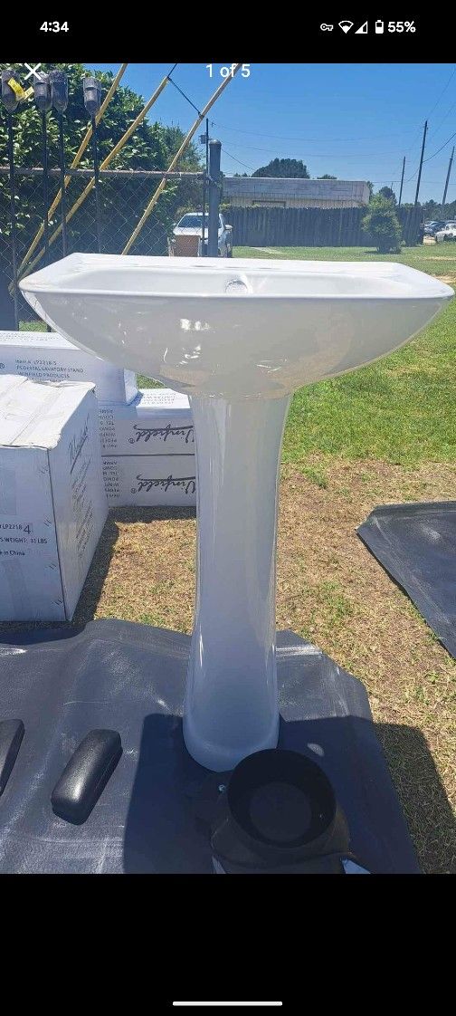 Brand New Sink And Pedestal 50.00 Set