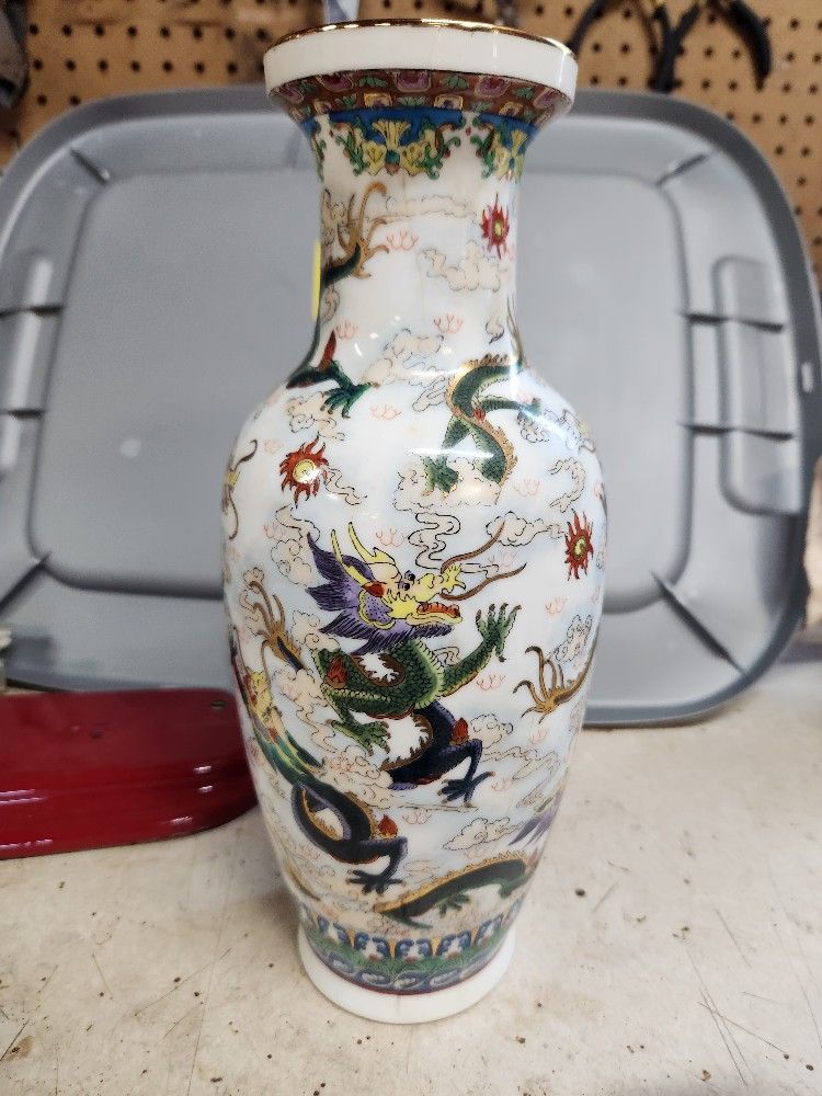 chinese porcelain vase