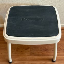 Vintage COSCO Mid Century One-Step Metal STOOL/Plant Stand w/Rubber Top
