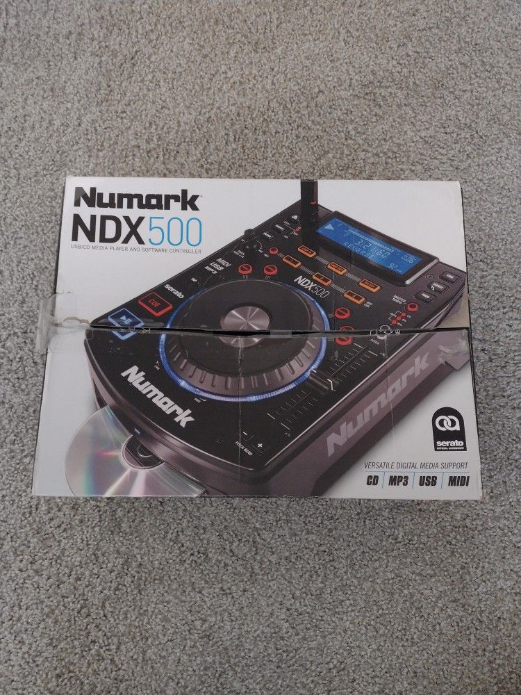 Numark NDX500 Turntable w/ CD Drive