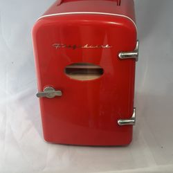 Mini Frigidaire Fridge